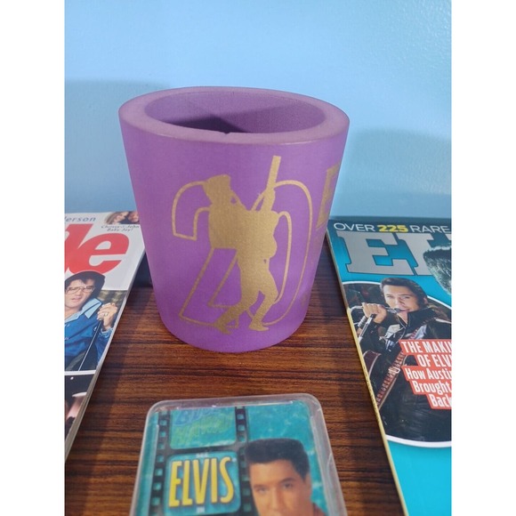 Vintage Elvis Presley Memorabilia (2)Watches Koozie Cards Magazines - Picture 6 of 16